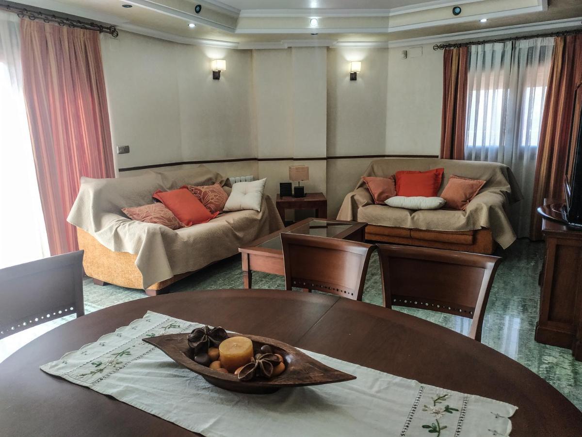 Apartamentos Deluxe San Julian Torrevieja Esterno foto