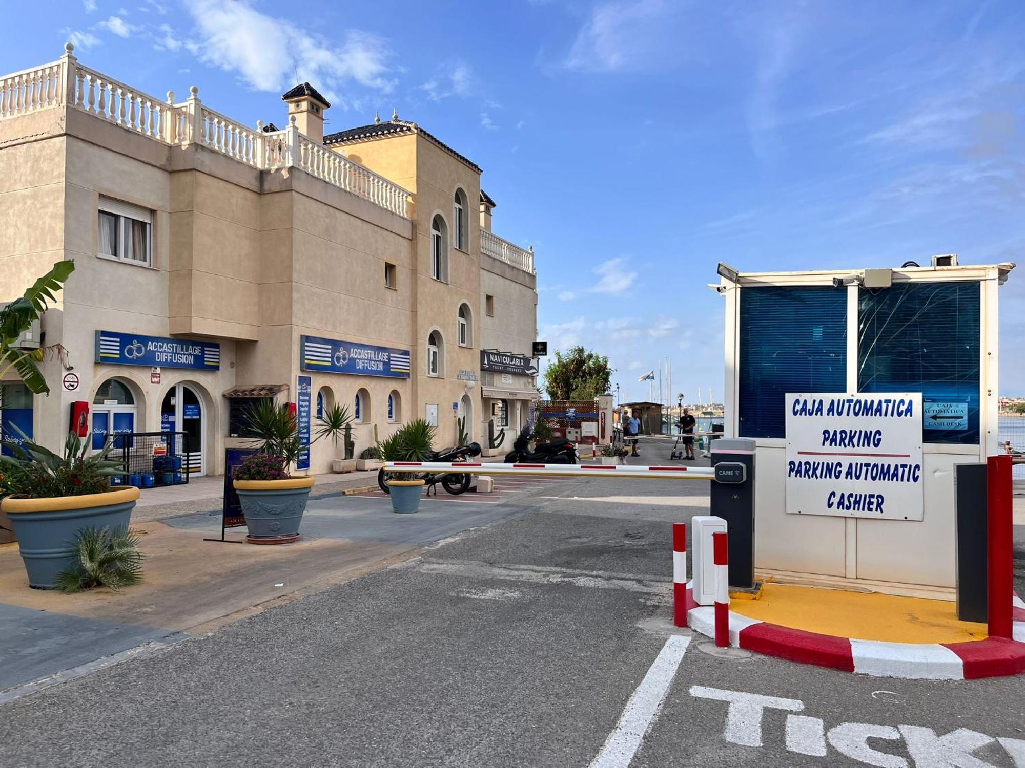 Apartamentos Deluxe San Julian Torrevieja Esterno foto